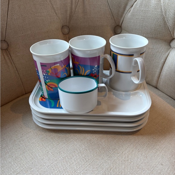 Vintage Colorful Mug and Tray Set - Picture 8 of 10